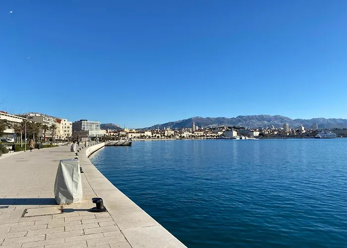 Prime Location Penthouse With A Large Terrace Apartamento
