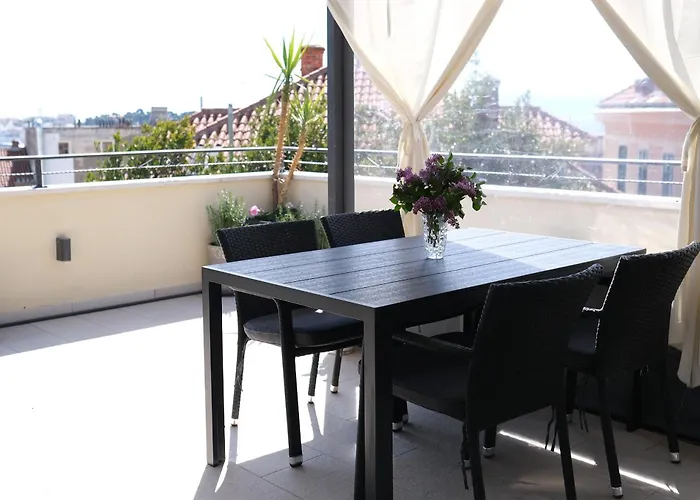 Prime Location Penthouse With A Large Terrace
