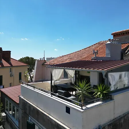 Prime Location Penthouse With A Large Terrace * Spalato